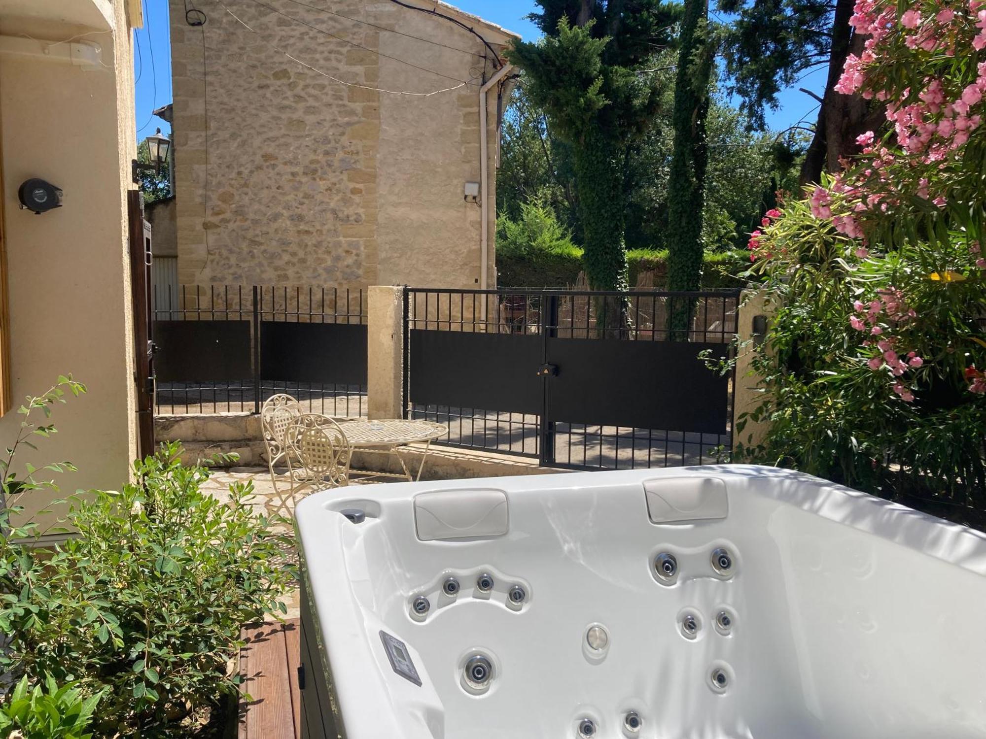 Le Studio D Aurelie Avec Spa Ete En Pleine Campagne Et Proche De Toute Commodite ロックモール エクステリア 写真